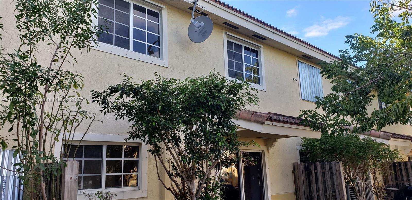 CEDARS WOODS HOMES CONDO - Residential Lease