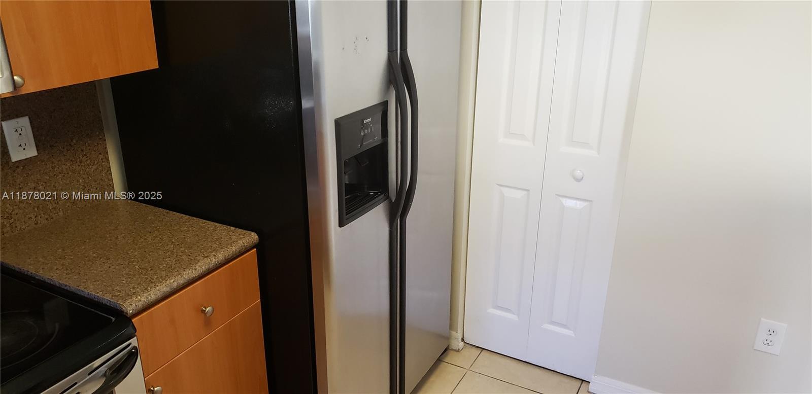 CEDARS WOODS HOMES CONDO - Residential Lease