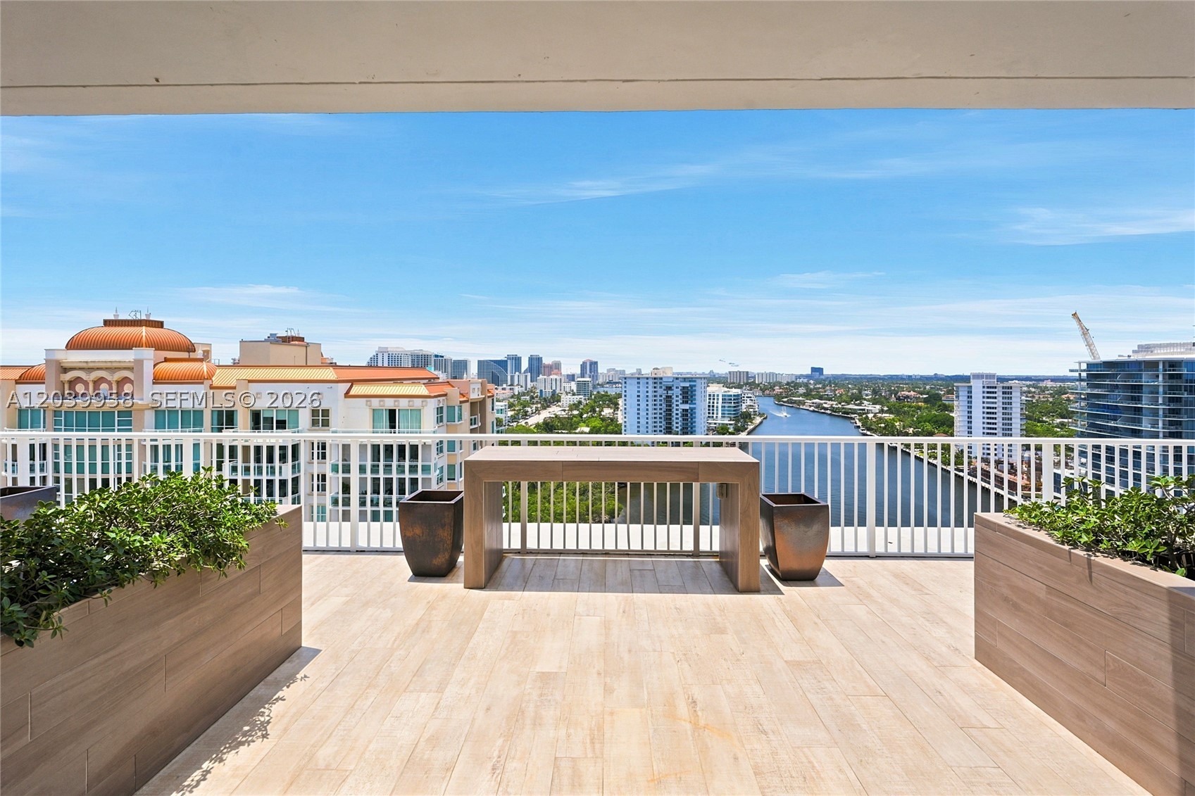 SUNRISE EAST CONDO - Residential