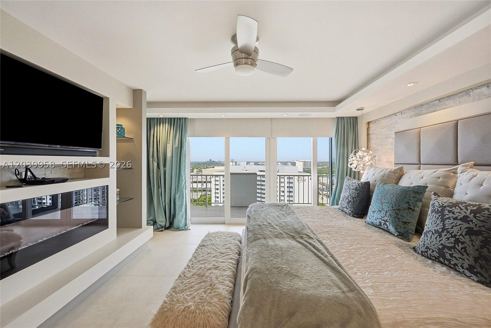 SUNRISE EAST CONDO - Residential