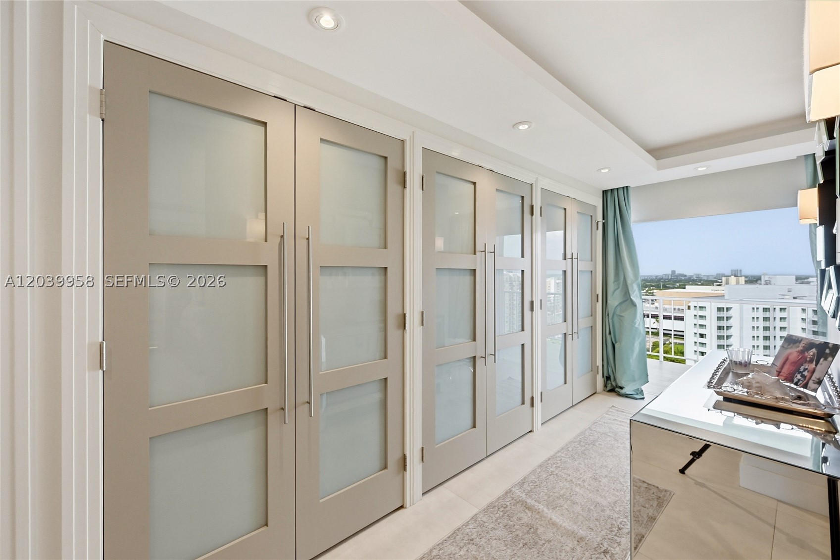 SUNRISE EAST CONDO - Residential