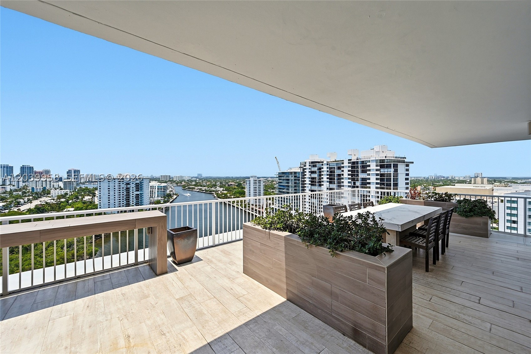 SUNRISE EAST CONDO - Residential
