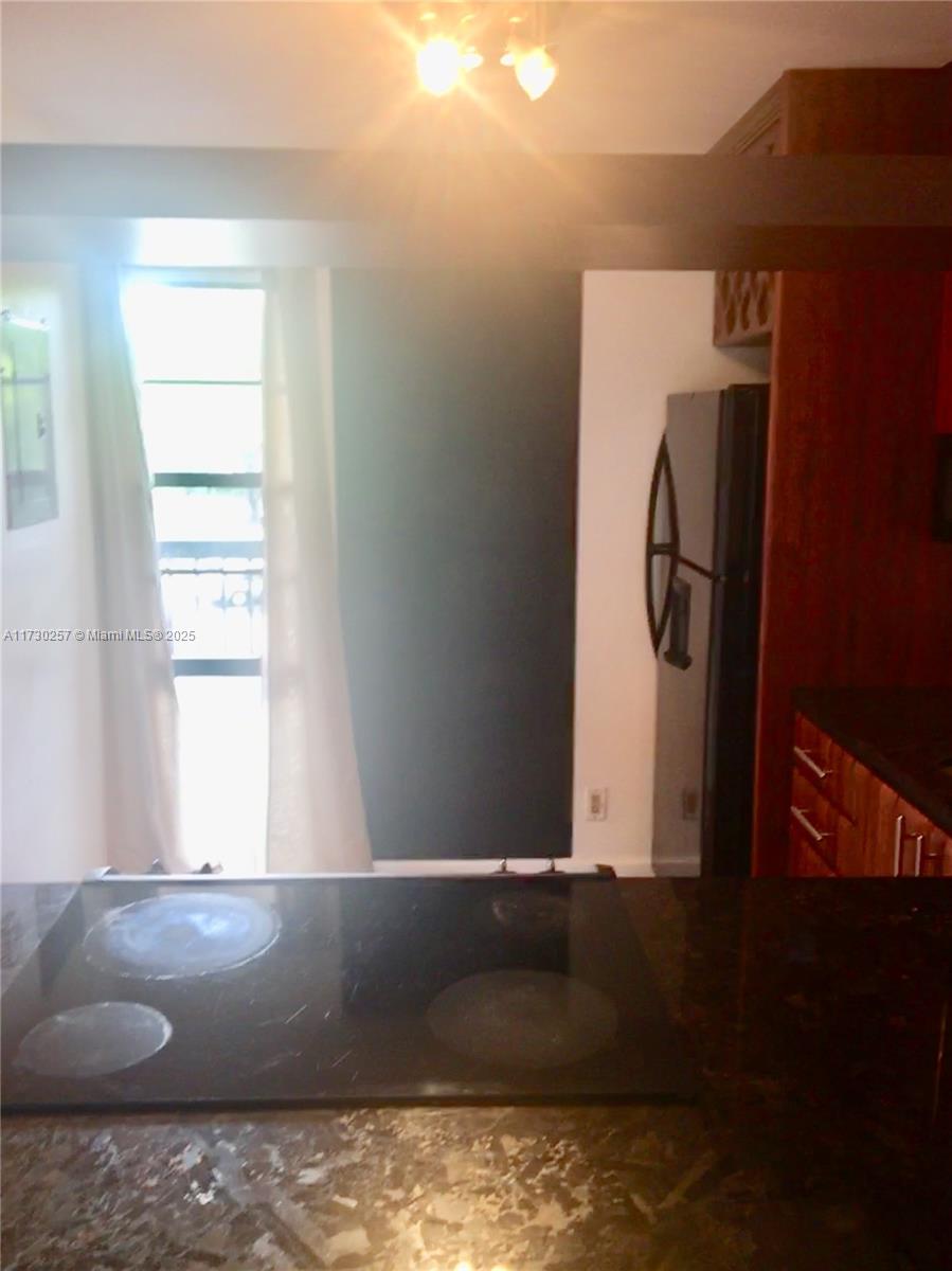 BRAVURA II CONDO - Residential
