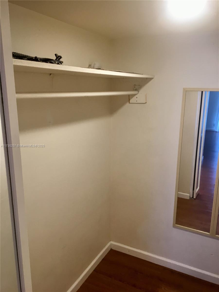 BRAVURA II CONDO - Residential