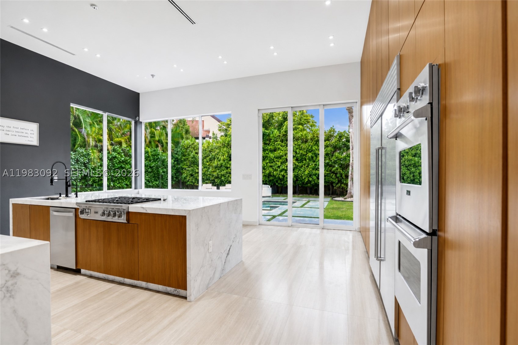 OAK HAMMOCK ESTATES - Residential