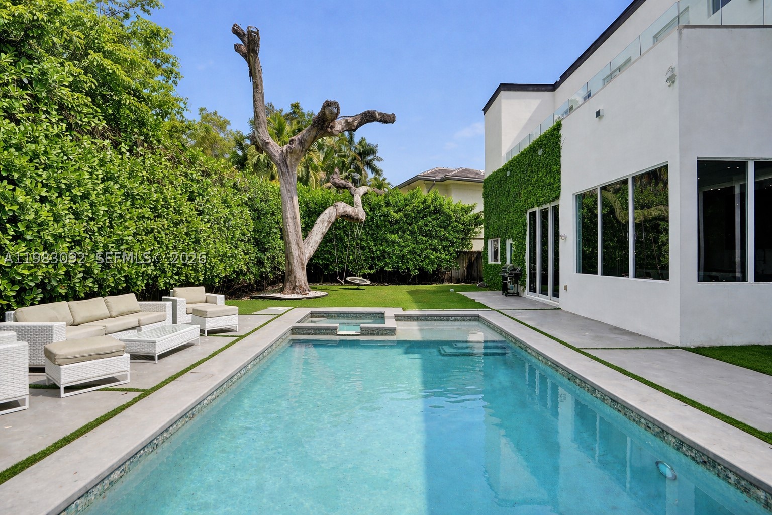 OAK HAMMOCK ESTATES - Residential