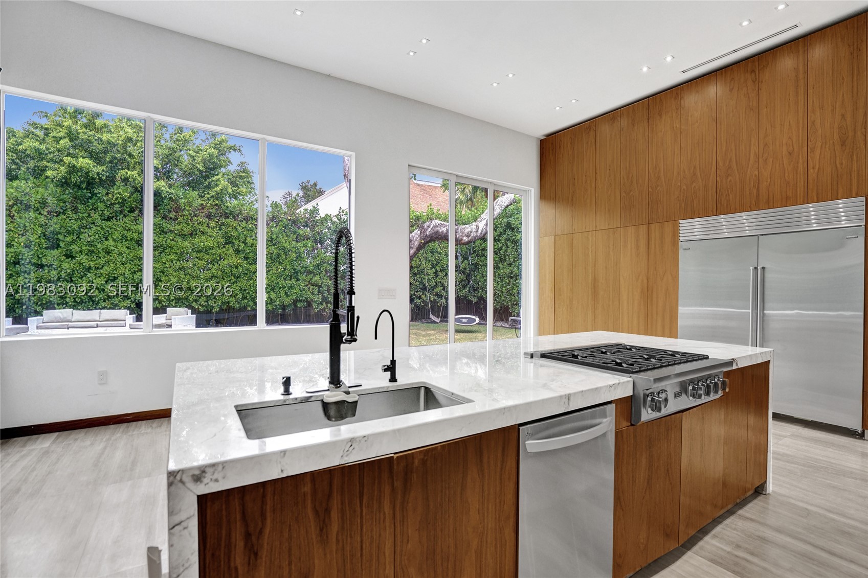 OAK HAMMOCK ESTATES - Residential