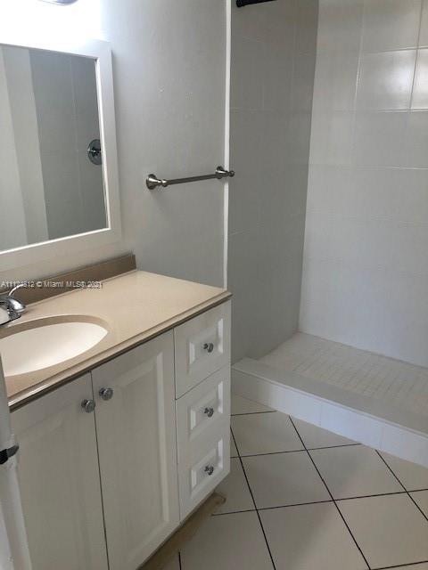 BLEAU FONTAINE CONDO #ONE - Residential Lease