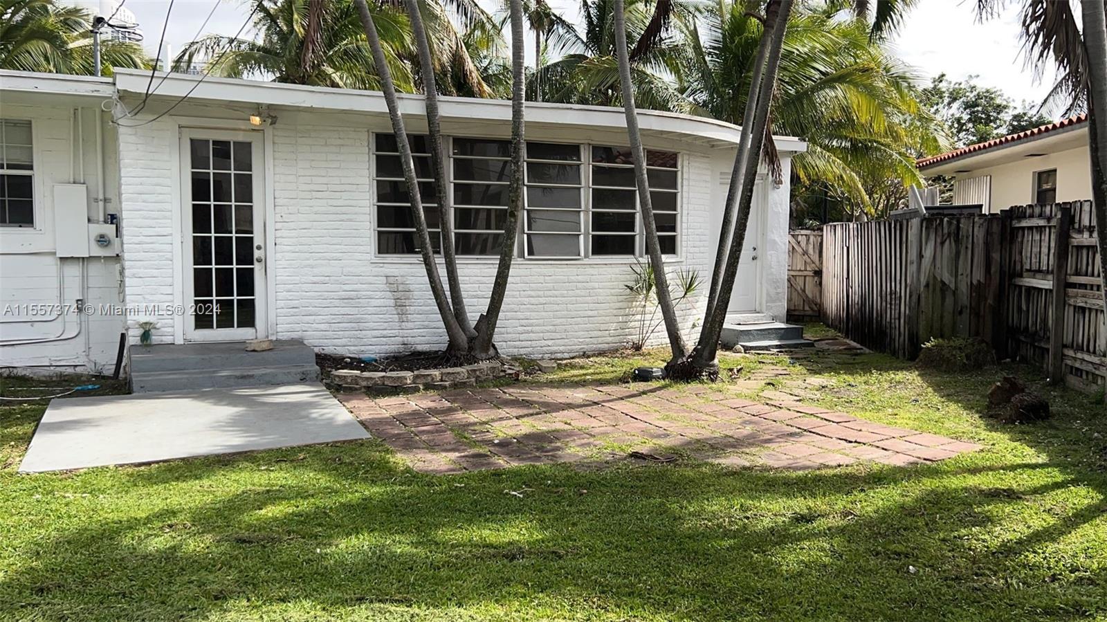 OCEAN BLVD ESTATES SEC A - Residential Lease