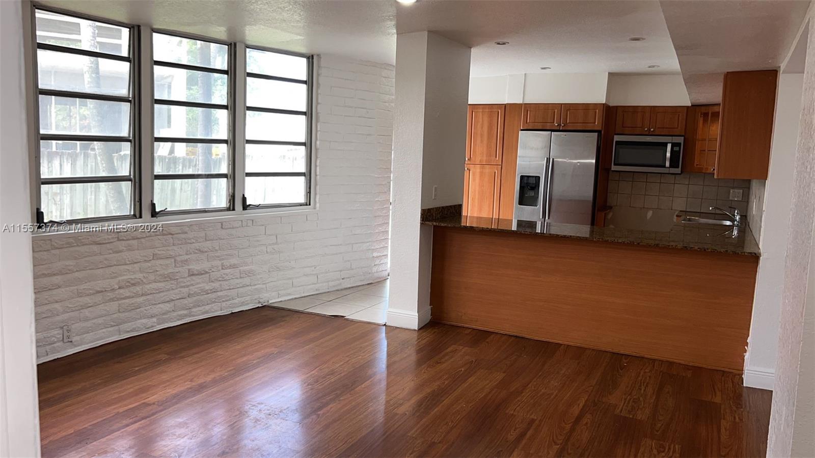 OCEAN BLVD ESTATES SEC A - Residential Lease