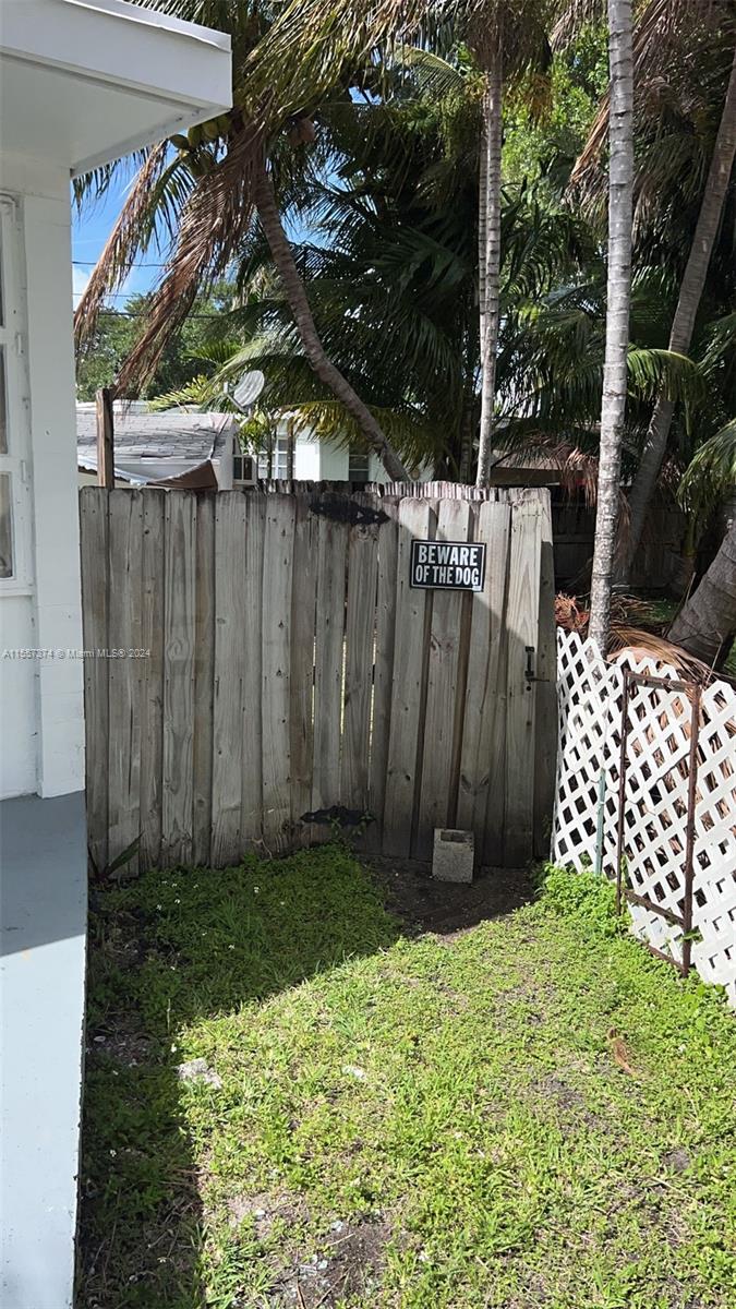 OCEAN BLVD ESTATES SEC A - Residential Lease