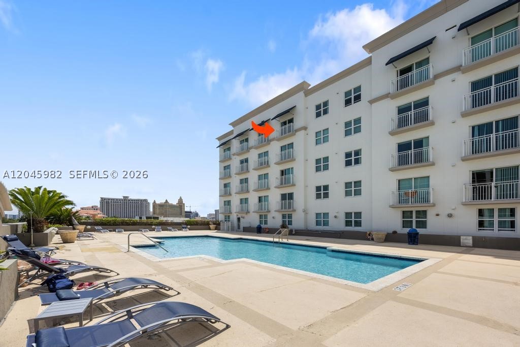 DOUGLAS GRAND CONDO - Residential Lease