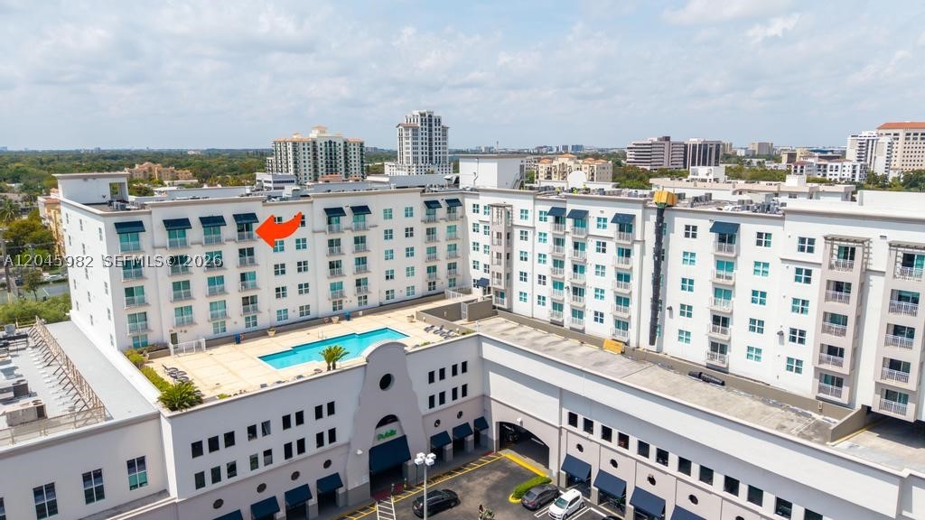 DOUGLAS GRAND CONDO - Residential Lease