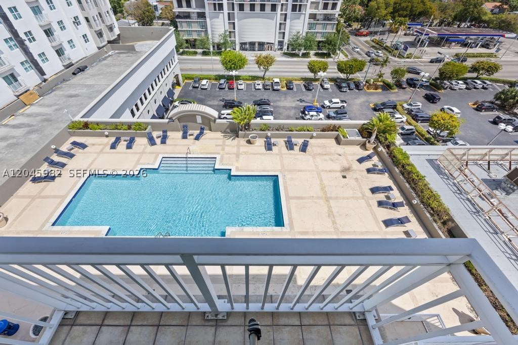 DOUGLAS GRAND CONDO - Residential Lease