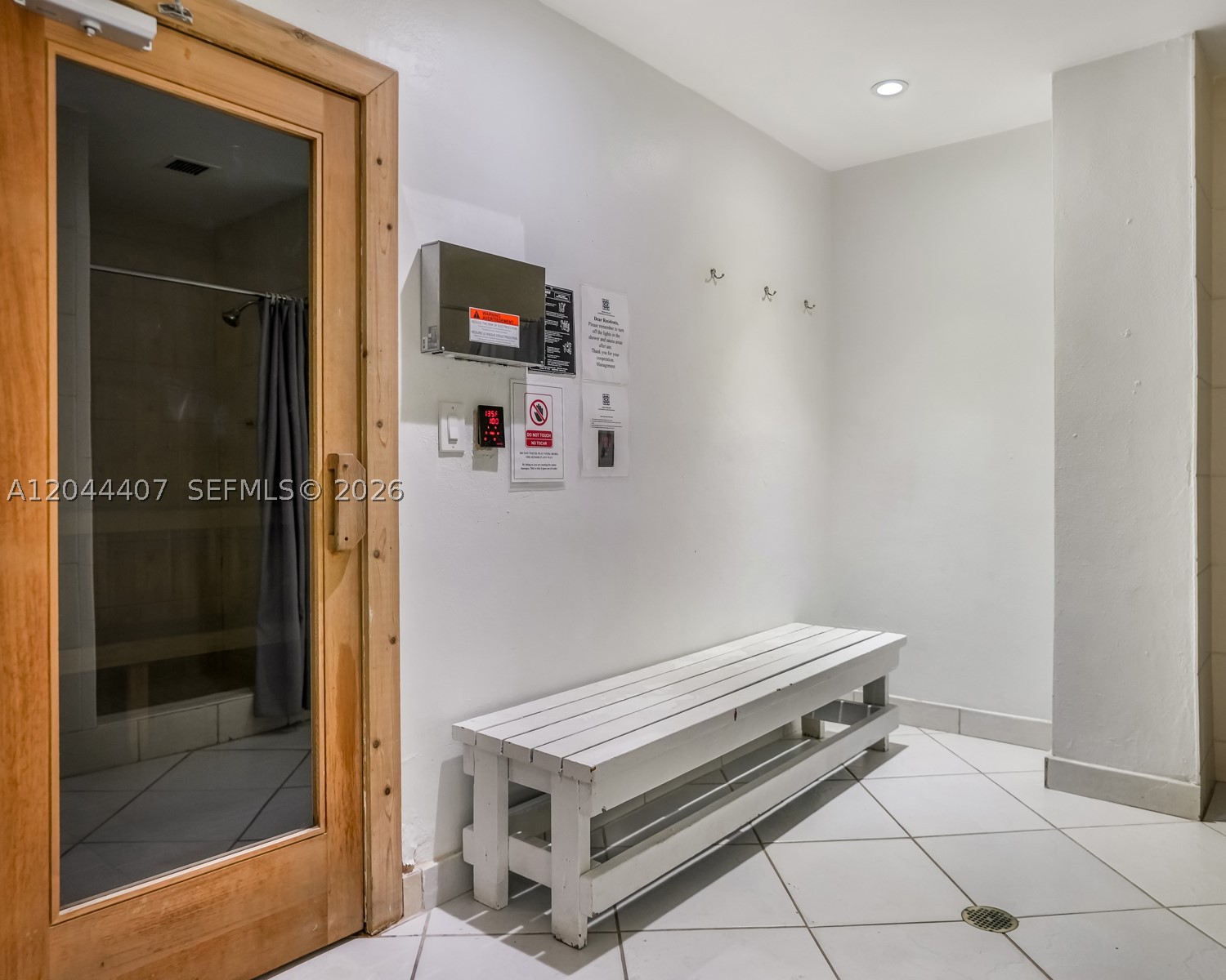 ARLEN HOUSE EAST CONDO - Residential