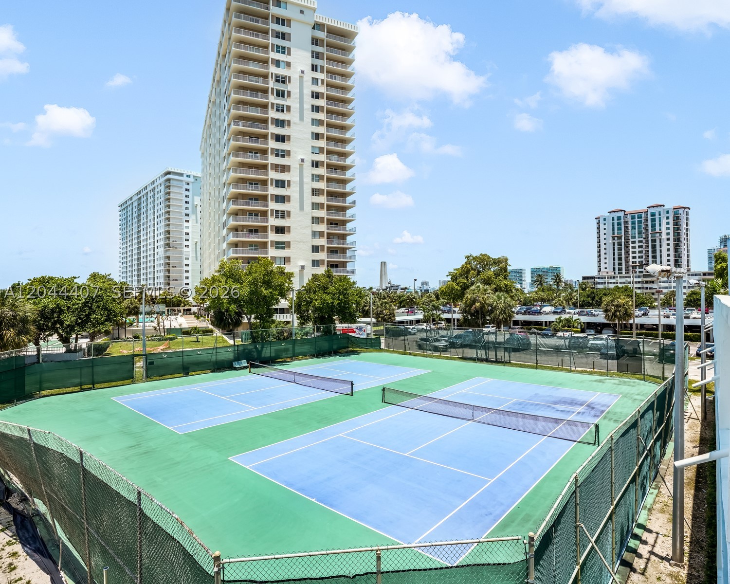 ARLEN HOUSE EAST CONDO - Residential