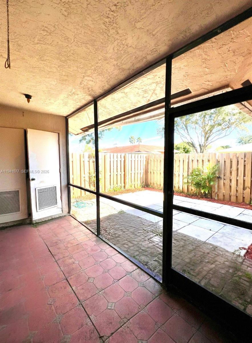 SIERRA RIDGE CONDO B - Residential