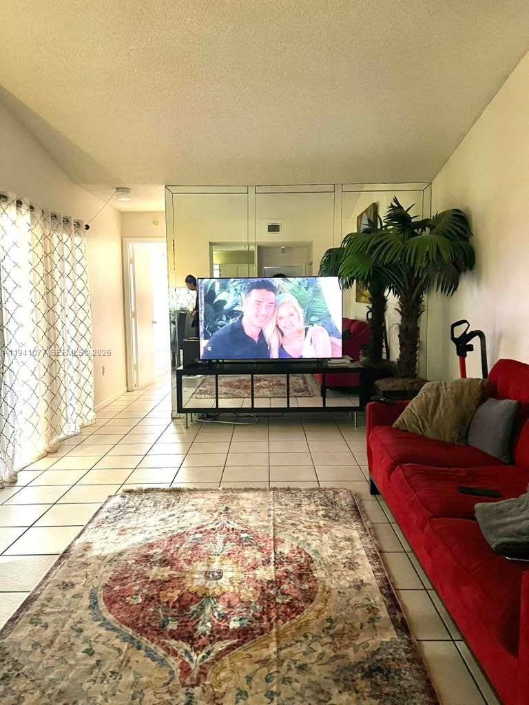 SIERRA RIDGE CONDO B - Residential