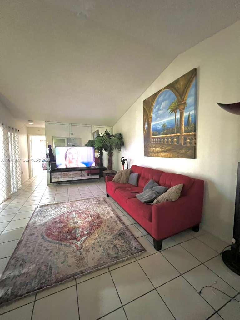 SIERRA RIDGE CONDO B - Residential