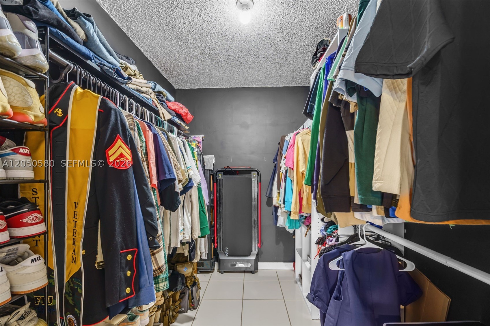 SUMMIT CHASE CONDO - Residential