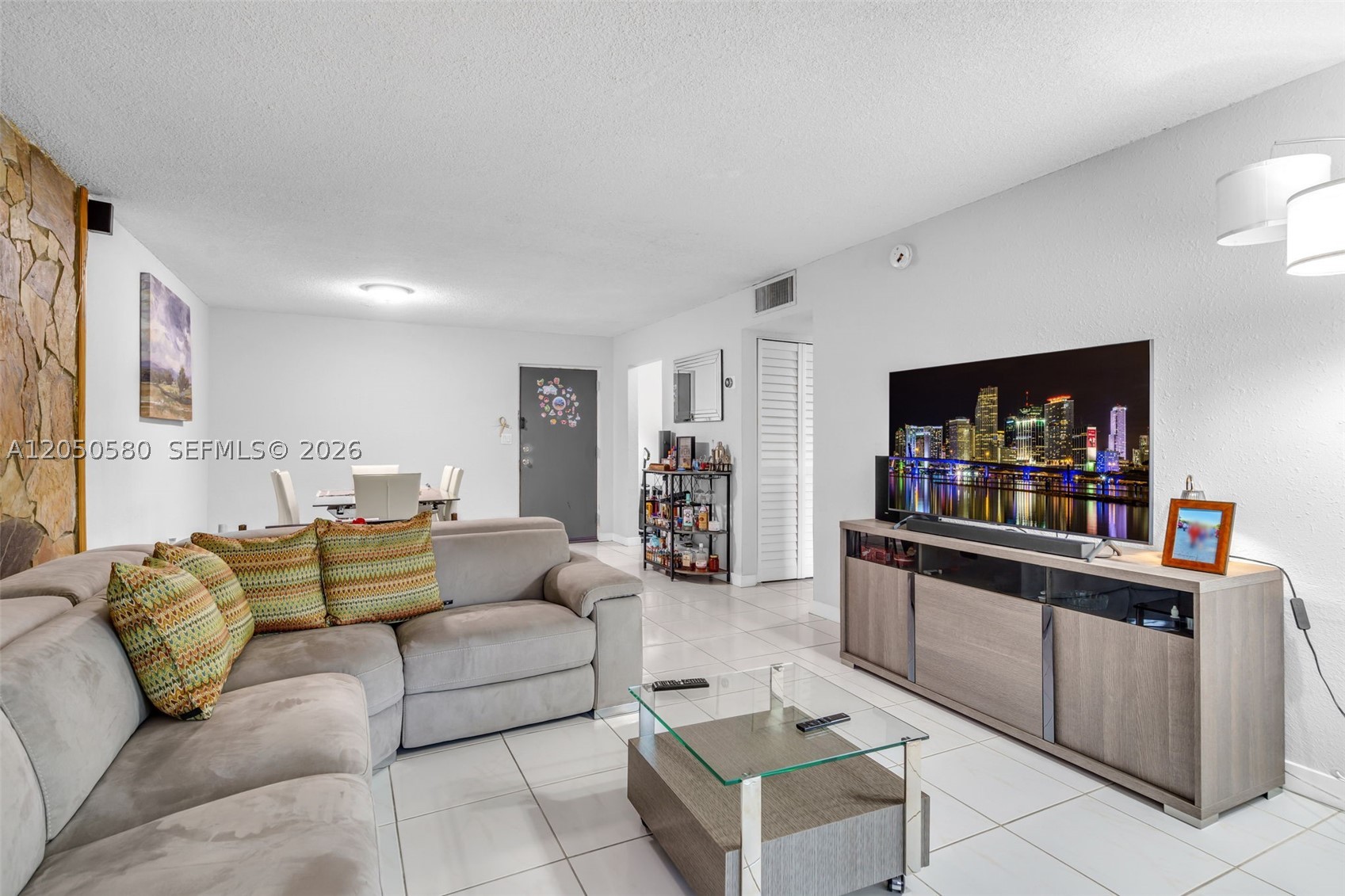 SUMMIT CHASE CONDO - Residential