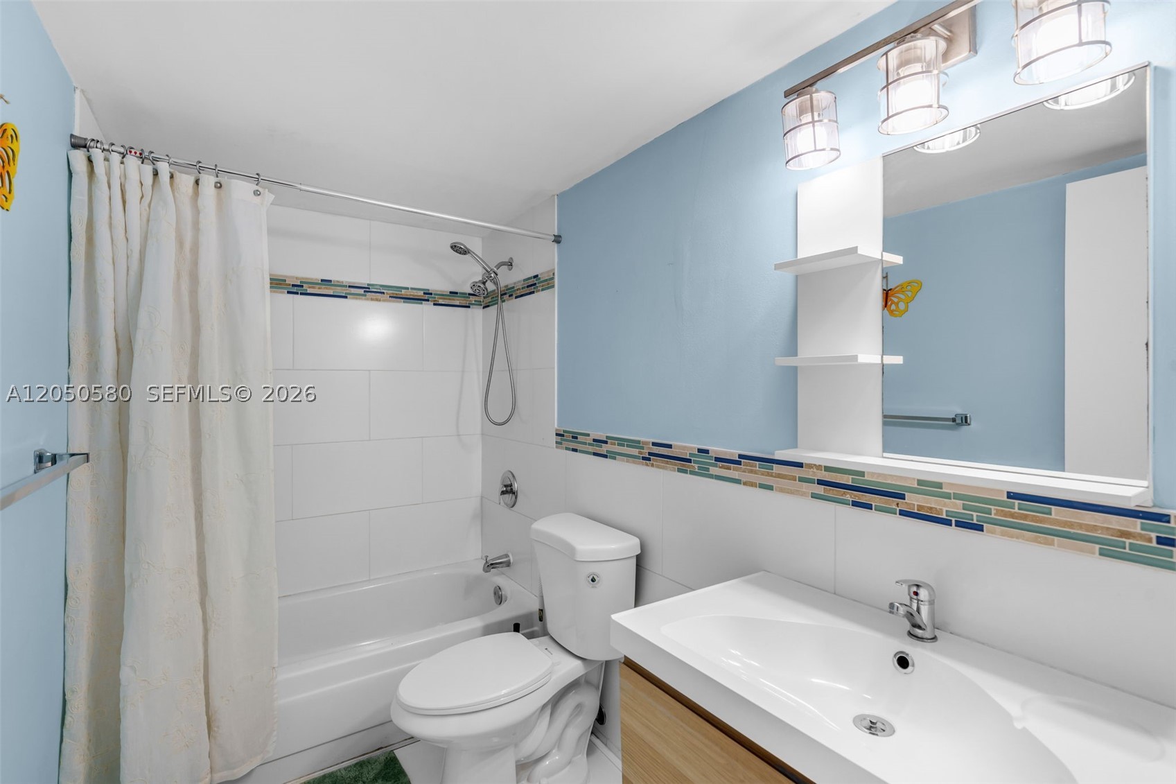SUMMIT CHASE CONDO - Residential