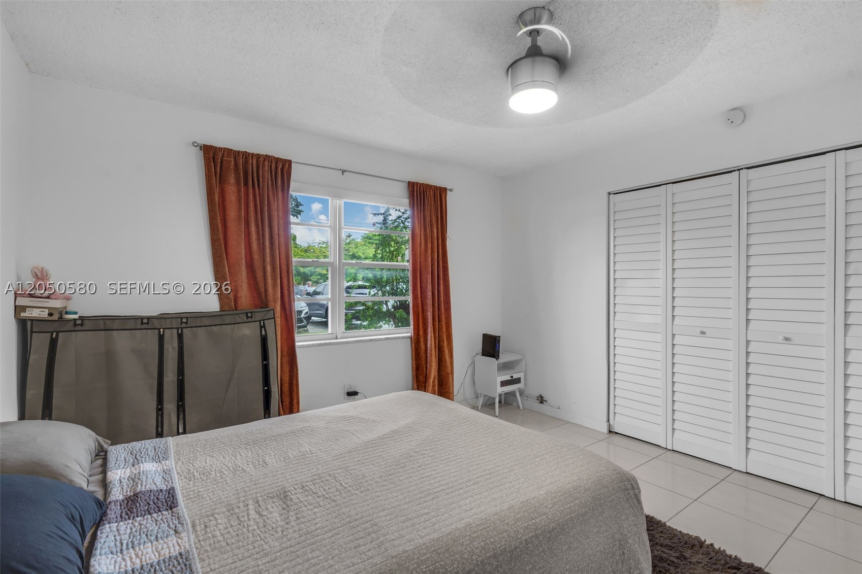 SUMMIT CHASE CONDO - Residential