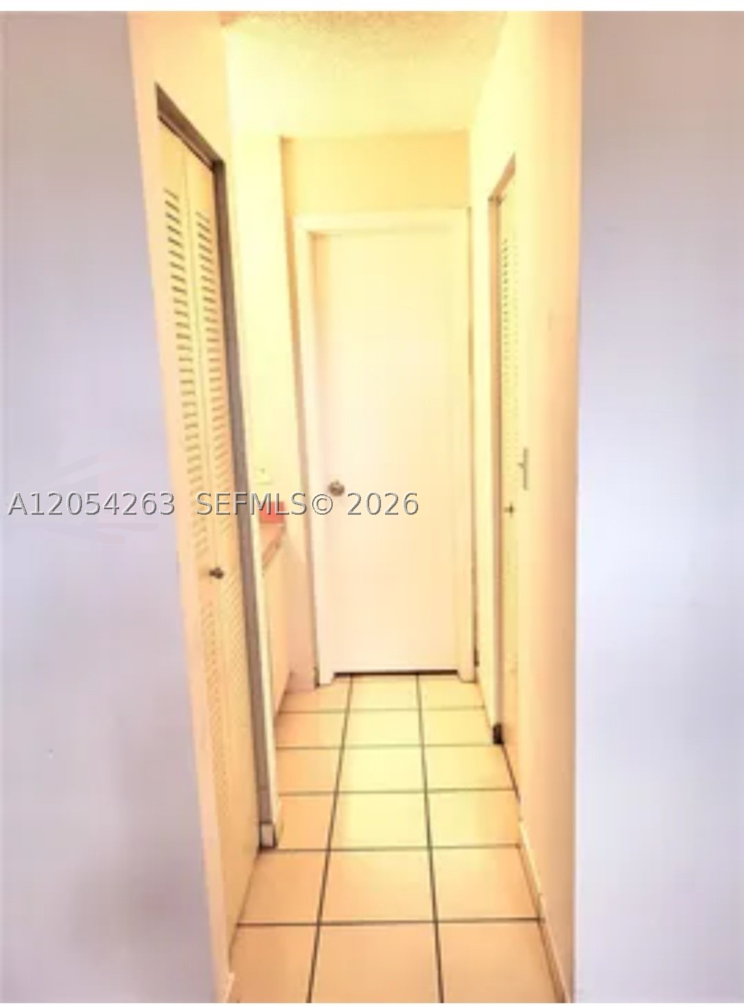 EL PUEBLO DE VERA CONDO - Residential Lease
