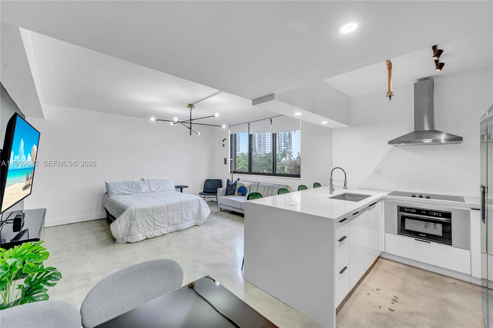 BRICKELL KEY II CONDO - Residential