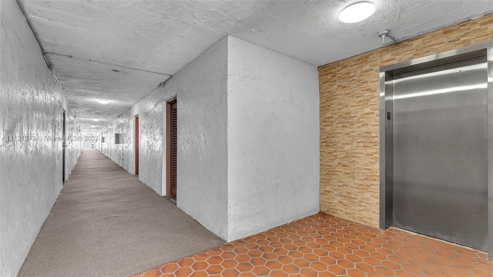 VERSAILLE GARDENS I CONDO - Residential