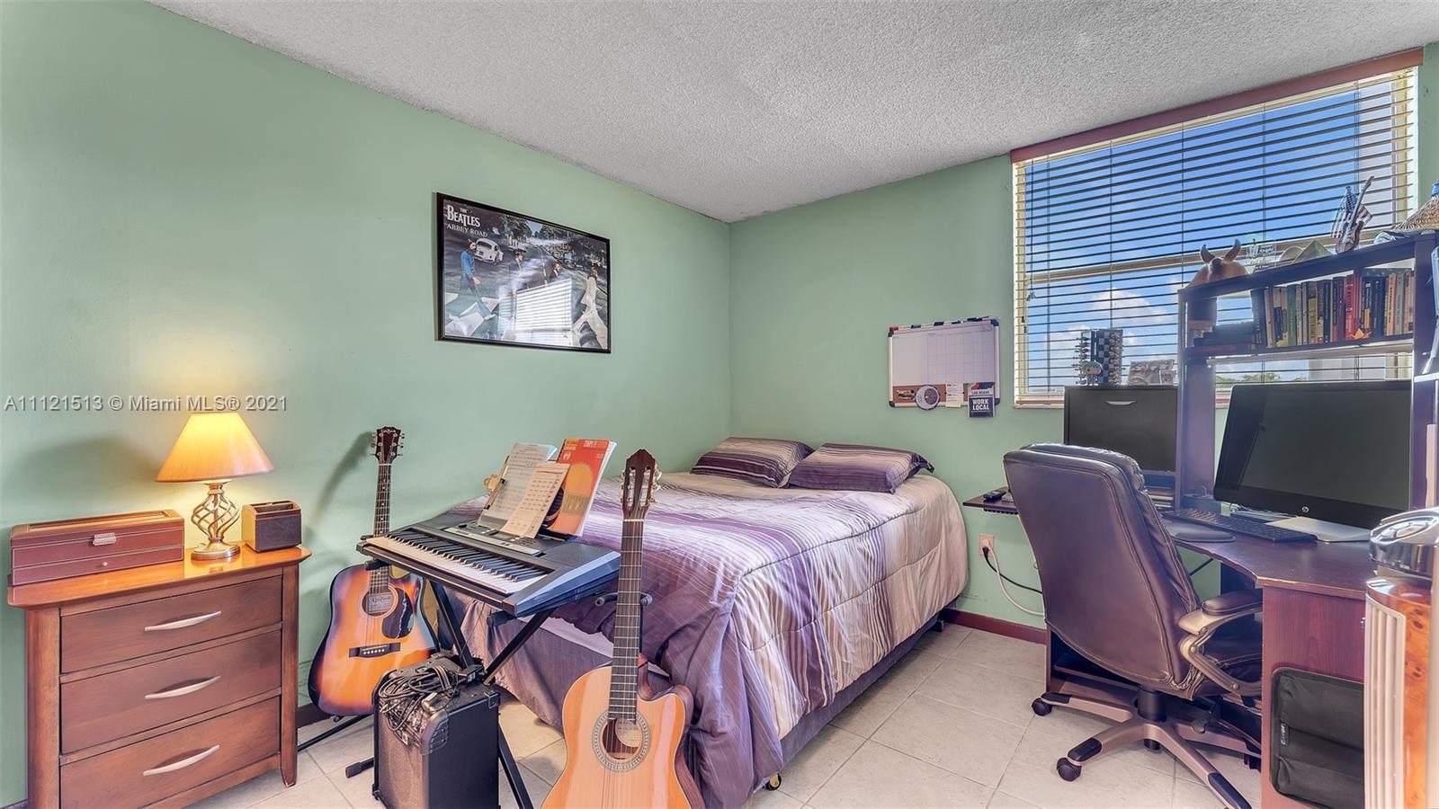 VERSAILLE GARDENS I CONDO - Residential
