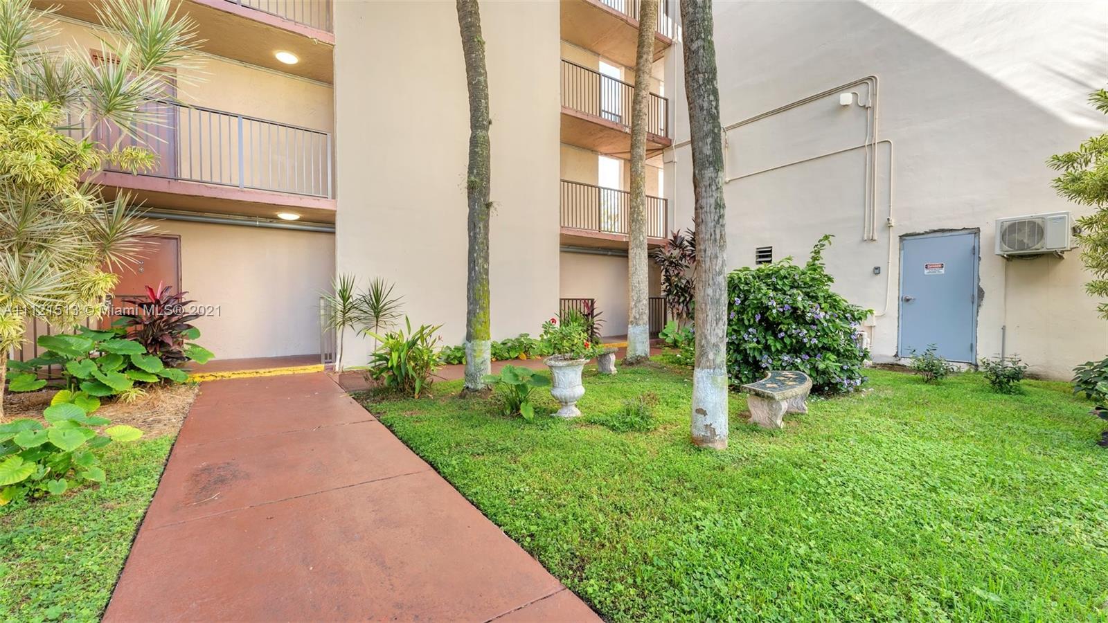 VERSAILLE GARDENS I CONDO - Residential