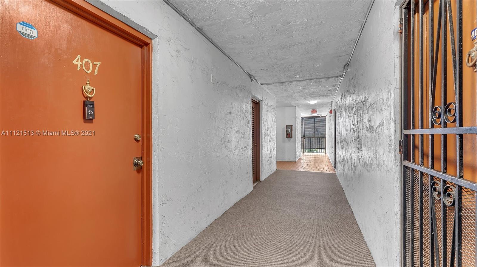 VERSAILLE GARDENS I CONDO - Residential