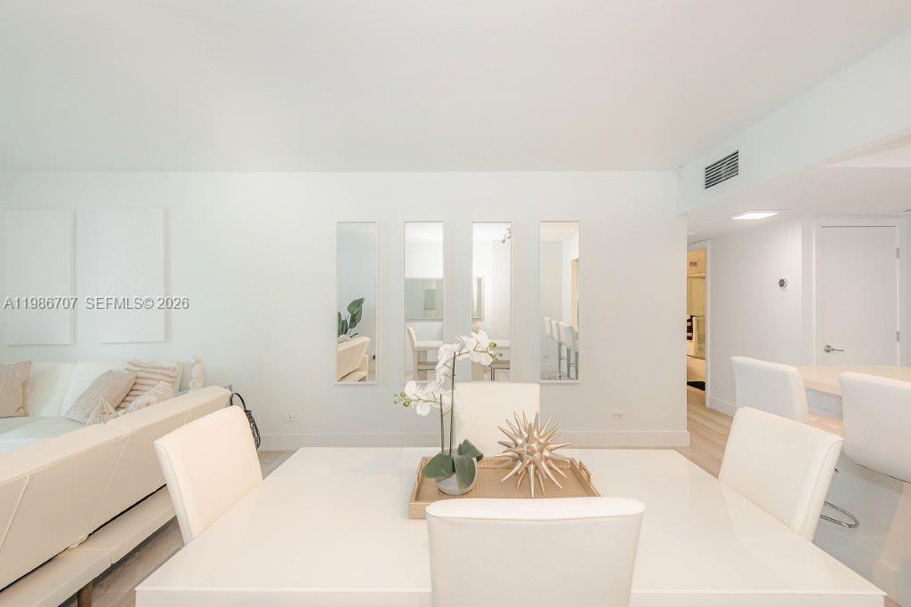 RONEY PALACE CONDO - Residential