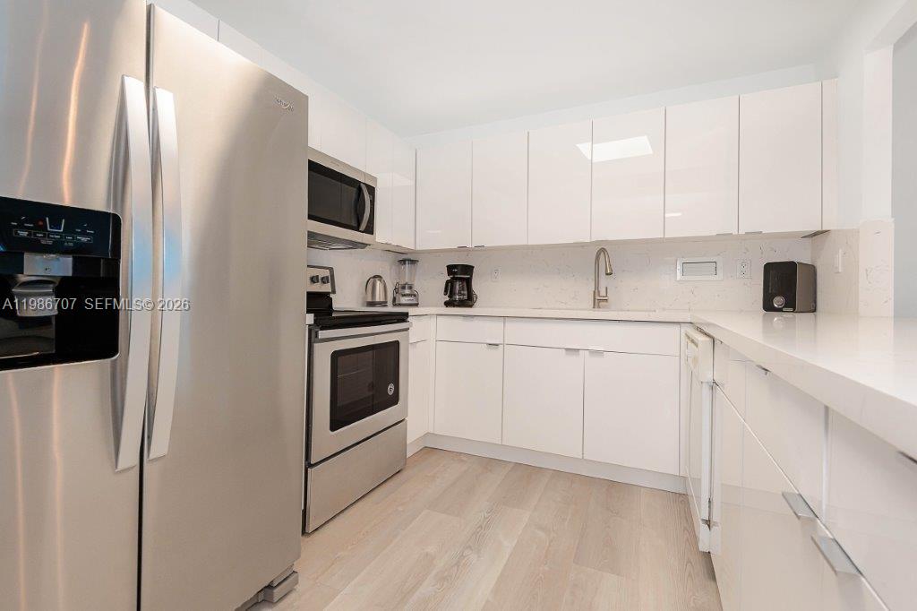 RONEY PALACE CONDO - Residential