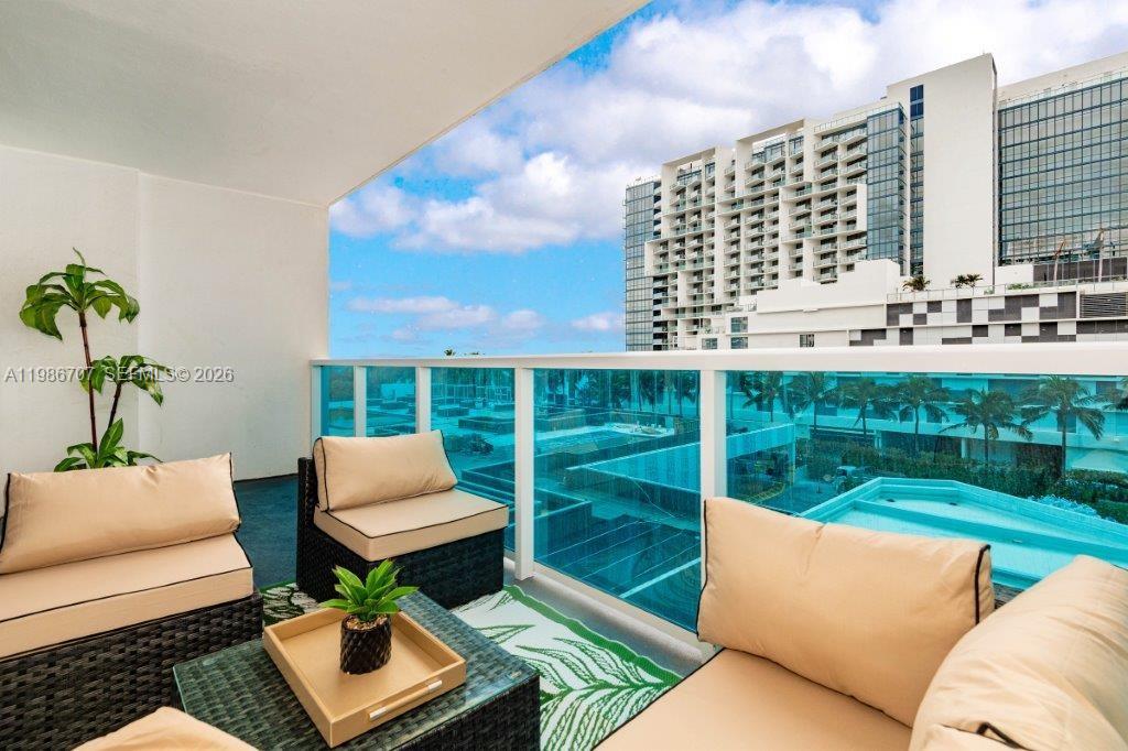 RONEY PALACE CONDO - Residential