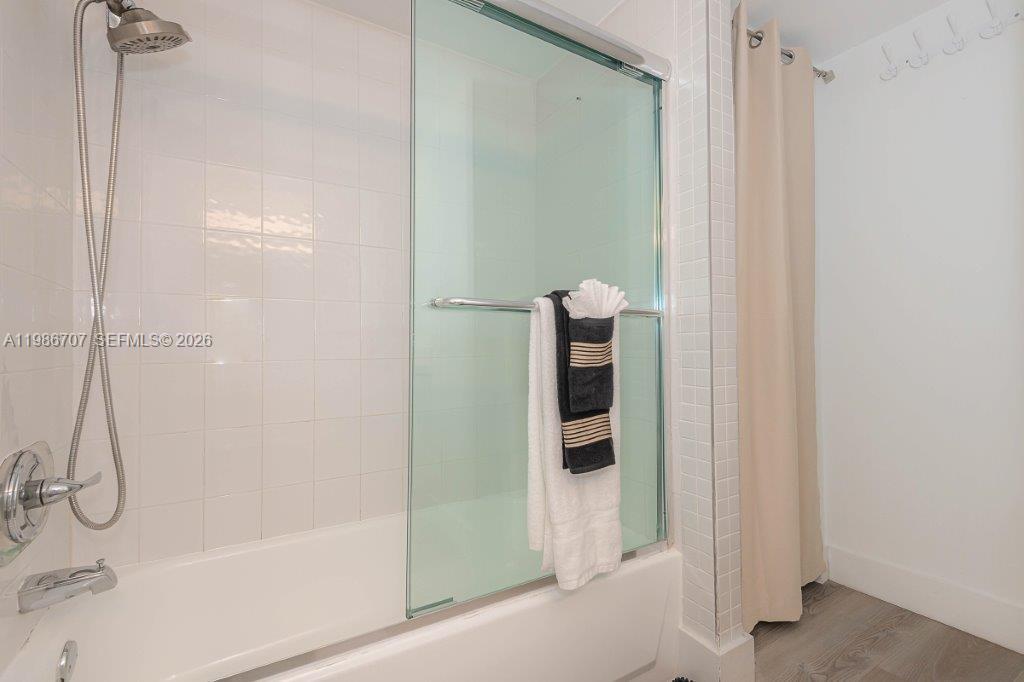 RONEY PALACE CONDO - Residential