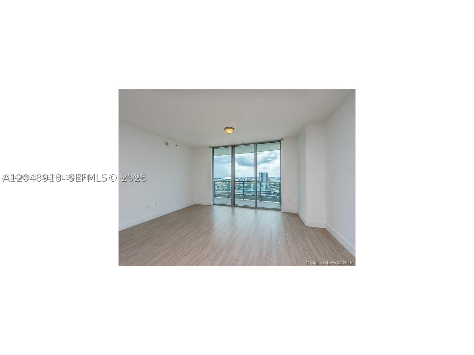 IVY CONDO - Residential