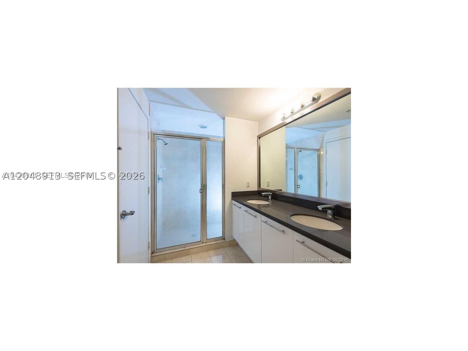 IVY CONDO - Residential
