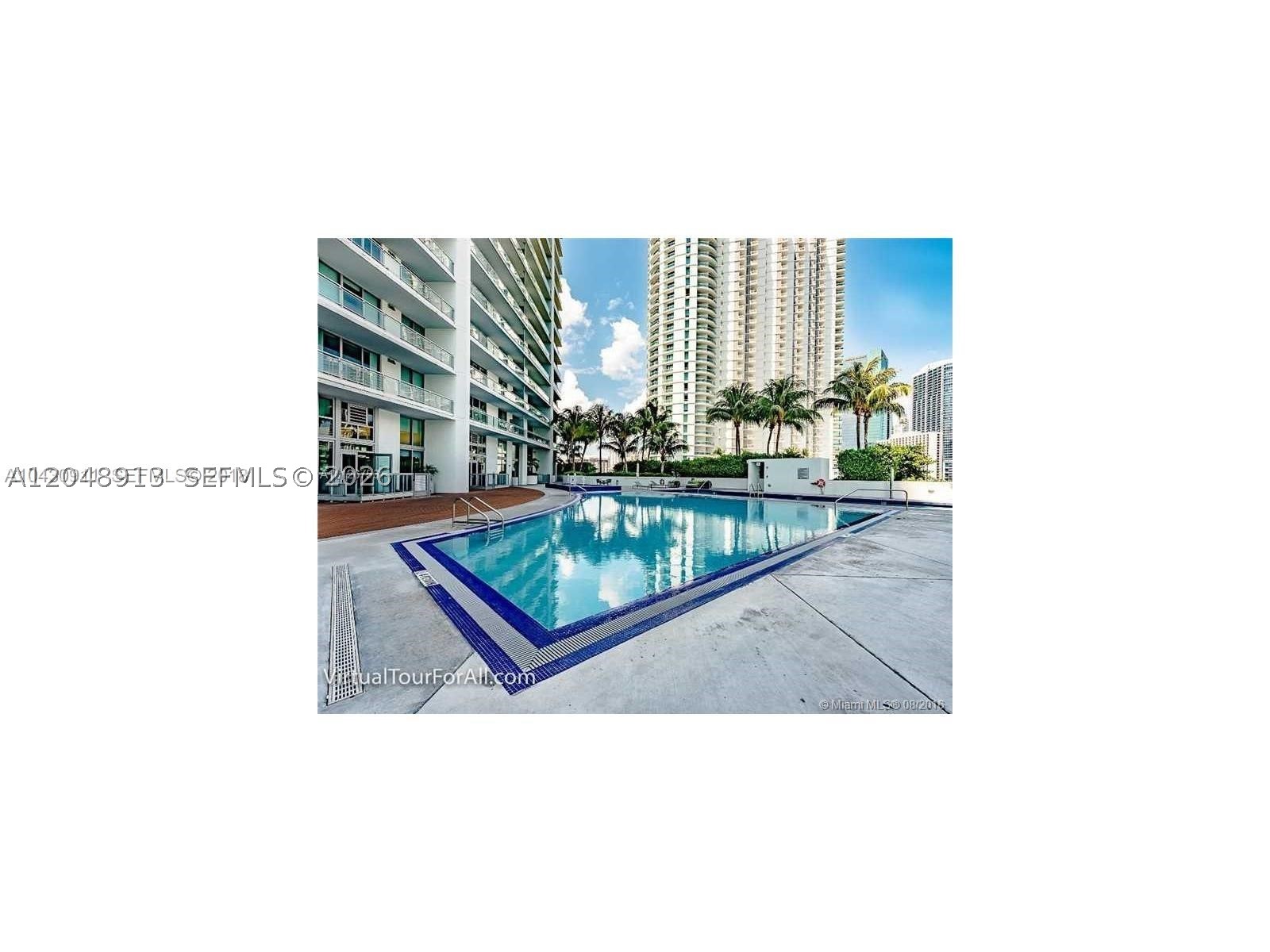 IVY CONDO - Residential