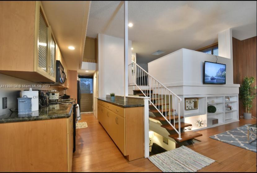 Live in one of the most convenient locations in Florida. Dania Beach is centrally located and accessible to everything. This Gorgeous apartment is ideal for couples or single people. Has 3 stories (triplex), an open-layout kitchen, and a living room on the second floor. Bedroom and bathroom on the third floor. 
The unit is currently rented. The tenant is leaving on July 30th. Showings must be scheduled 24 hours in advance. Contact the listing agent for more information. All services are included except Internet and Cable. 
Power light is ($80/month)