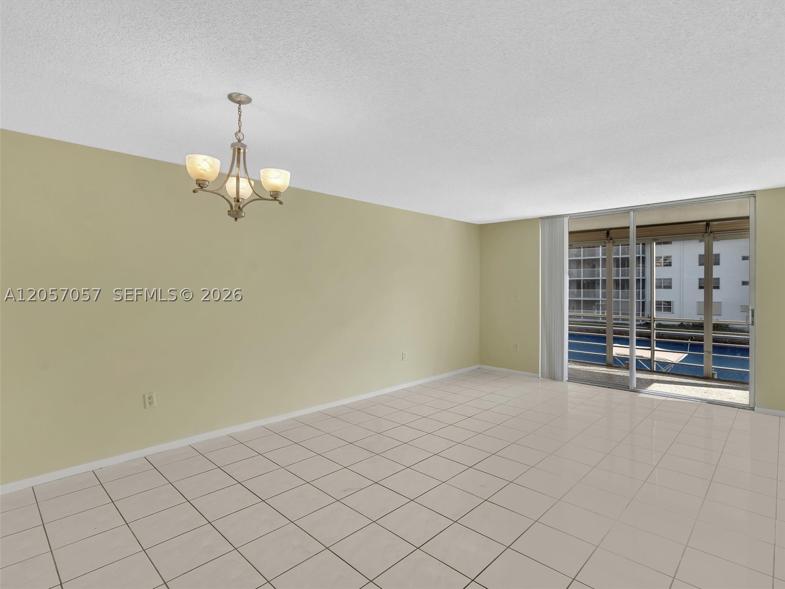 EDEN ISLES CONDO # 4 - Residential