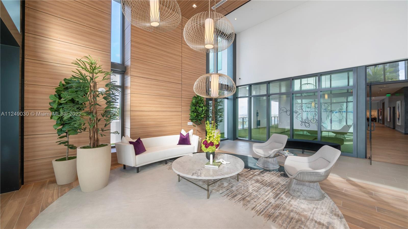 MIAMI WORLDCENTER - Residential Lease