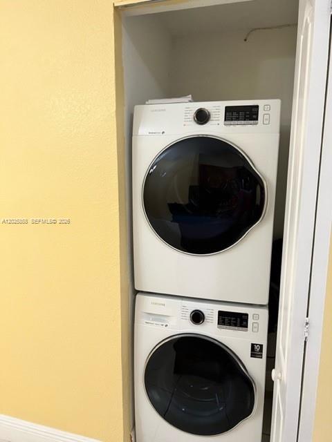 ALAMEDA TOWER CONDO 4 - Residential Lease
