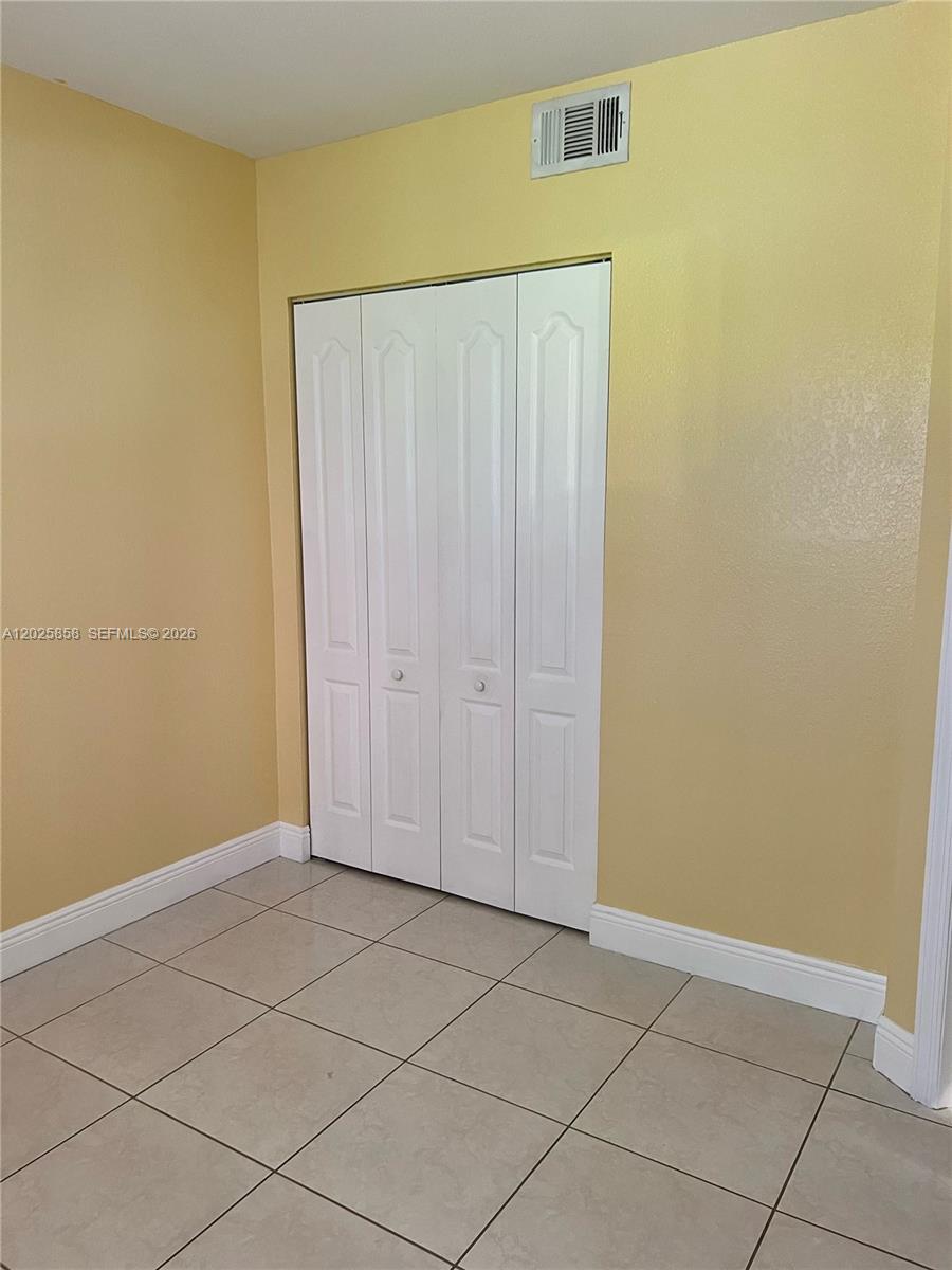 ALAMEDA TOWER CONDO 4 - Residential Lease