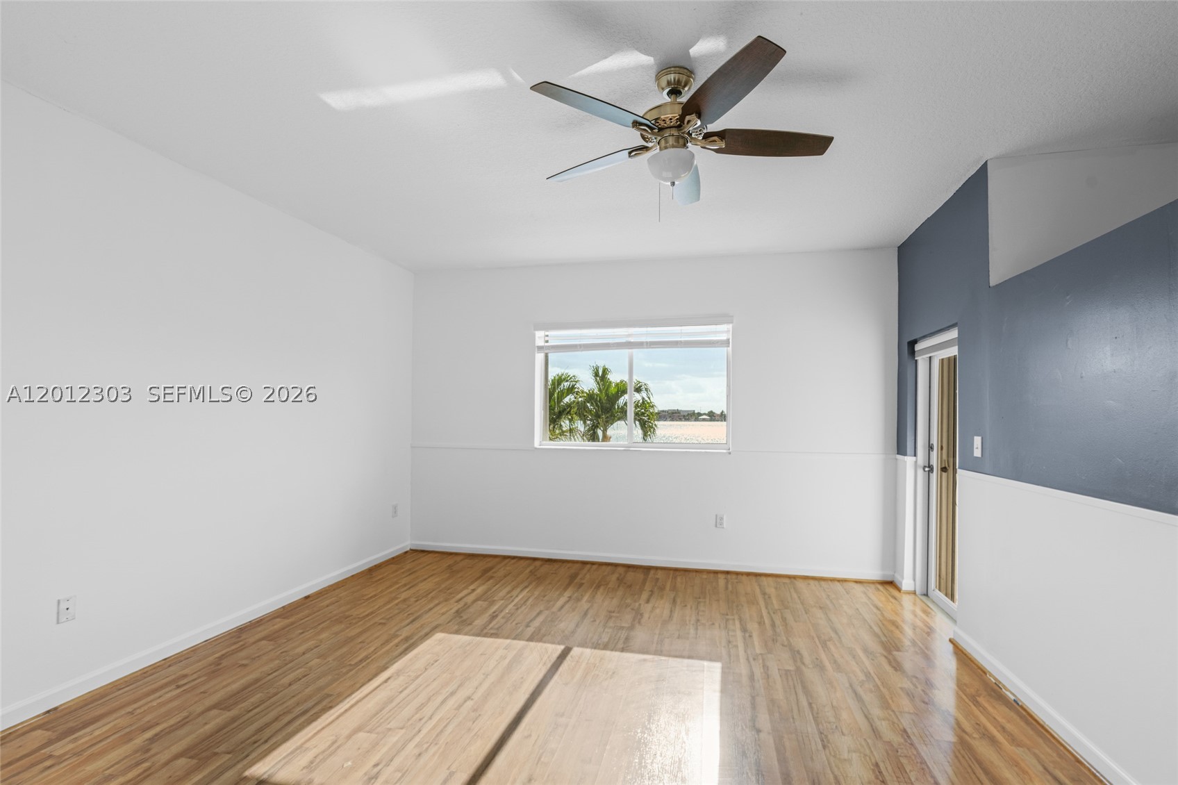 TWIN LAKE SHORES CENTRAL - Residential