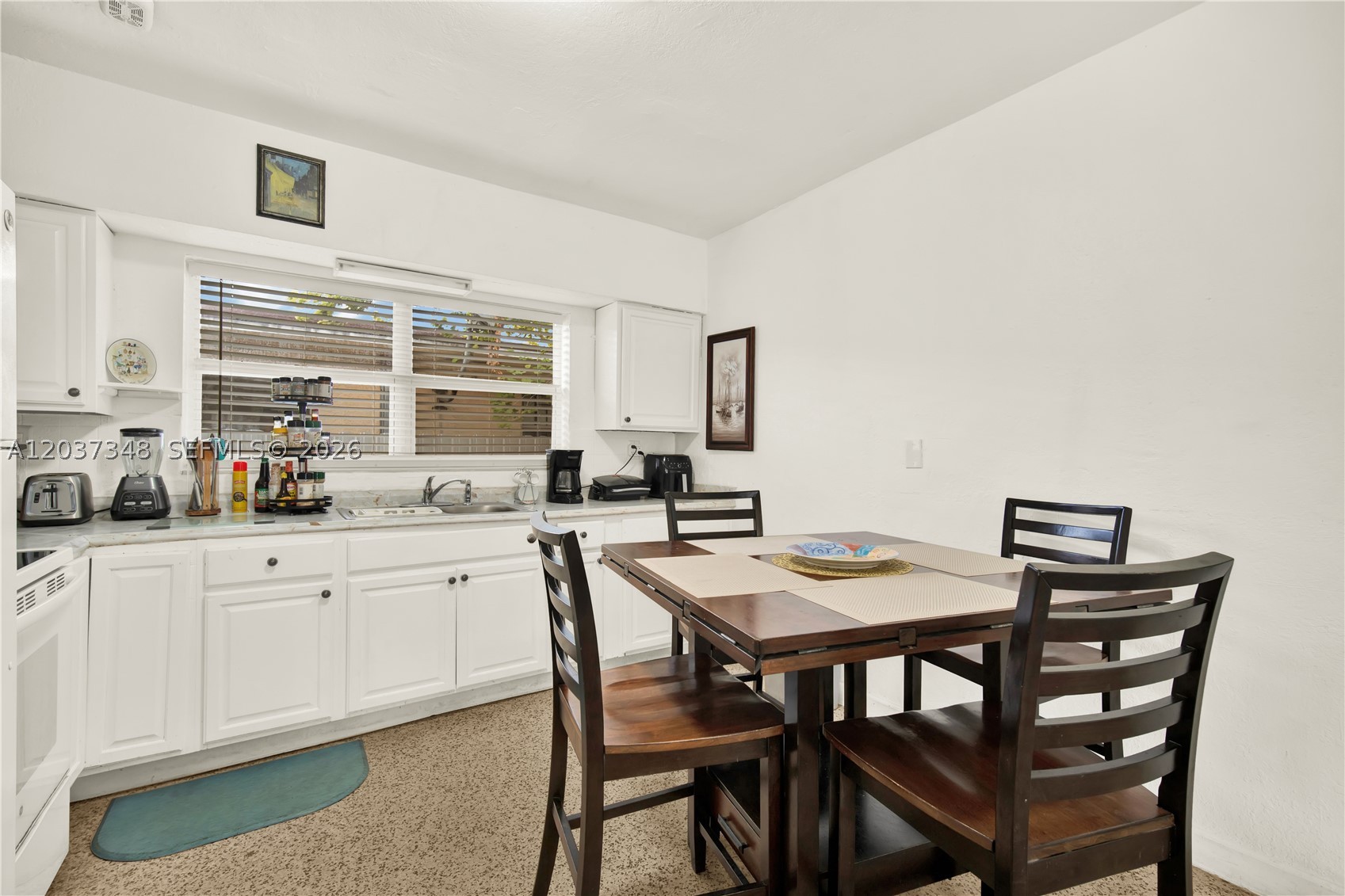 AMD PL BAY RIDGE - Residential Lease