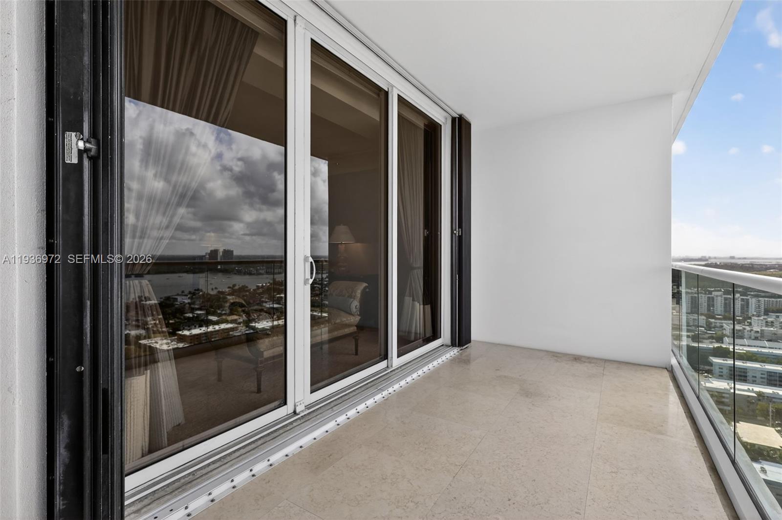 2600 ISL BLVD WILLIAMS IS - Residential