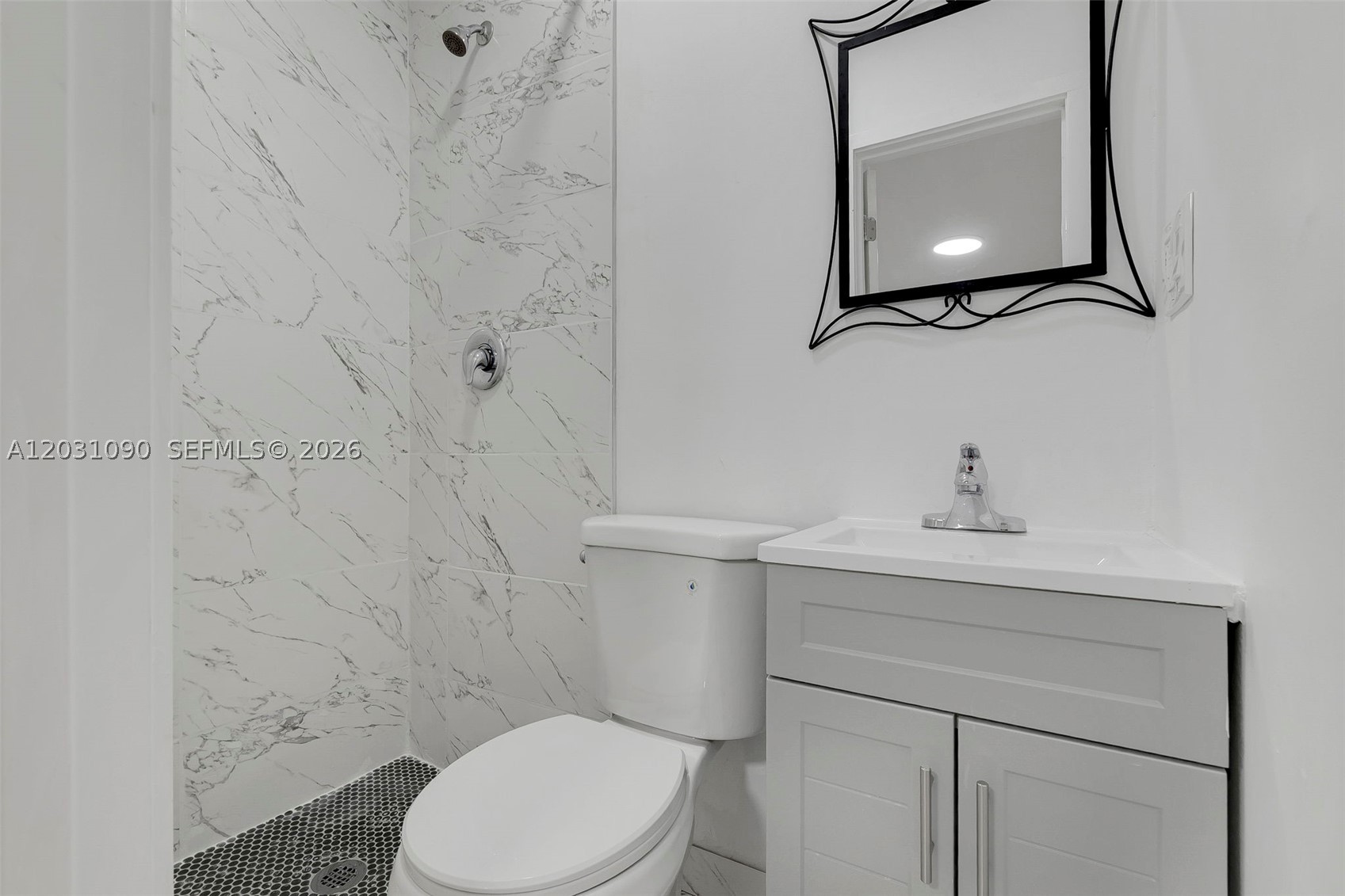 WELWYN MANOR ANNEX - Residential Lease