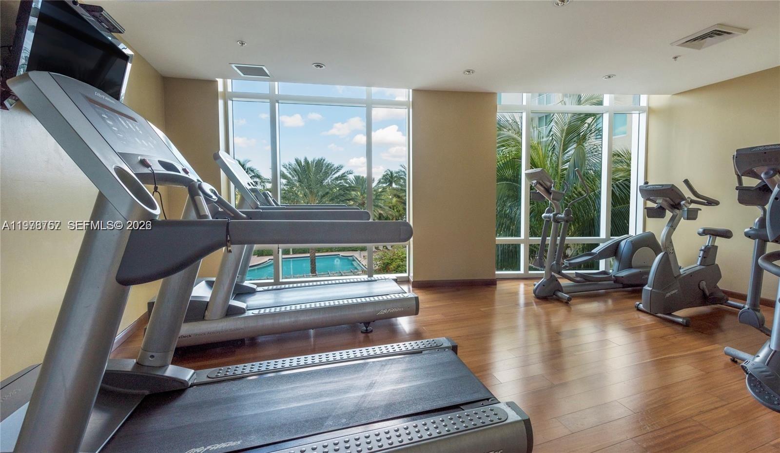 DUO CONDOMINIUM WEST - Residential